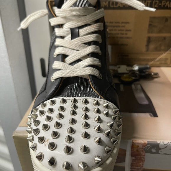 LV sneaker red bottoms - Picture 1 of 8